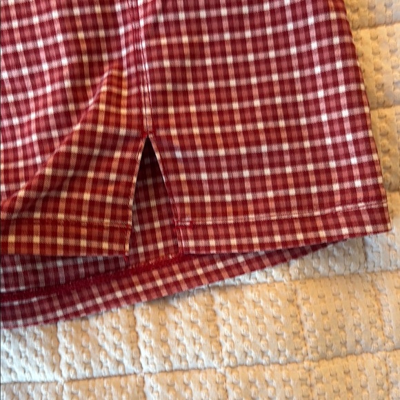 Hollister Red high rise plaid skirt - Picture 2 of 3